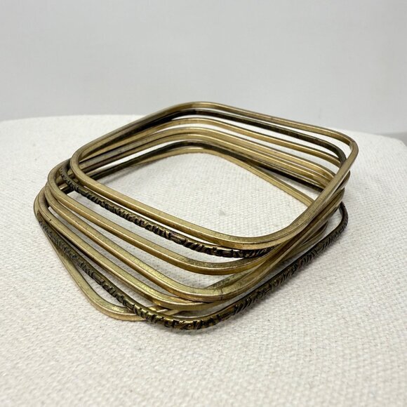 Rounded Square Shaped Stacking Bangle Set‎ of 7 Bracelets Modern Gold-Tone - Picture 1 of 5